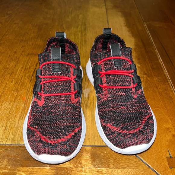 Coodo Toddler Boys Girls Sneakers Knit Hook & Loop Red Black Size 11 - Picture 2 of 2